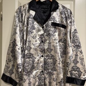 ROBERT LOUIS Black White Silk Blend Pajama Top Size 1X Elegant Toile Print